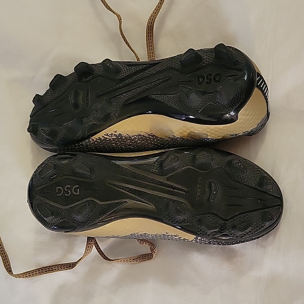 DSG kids viper speed cleats size 11k - Picture 3 of 11